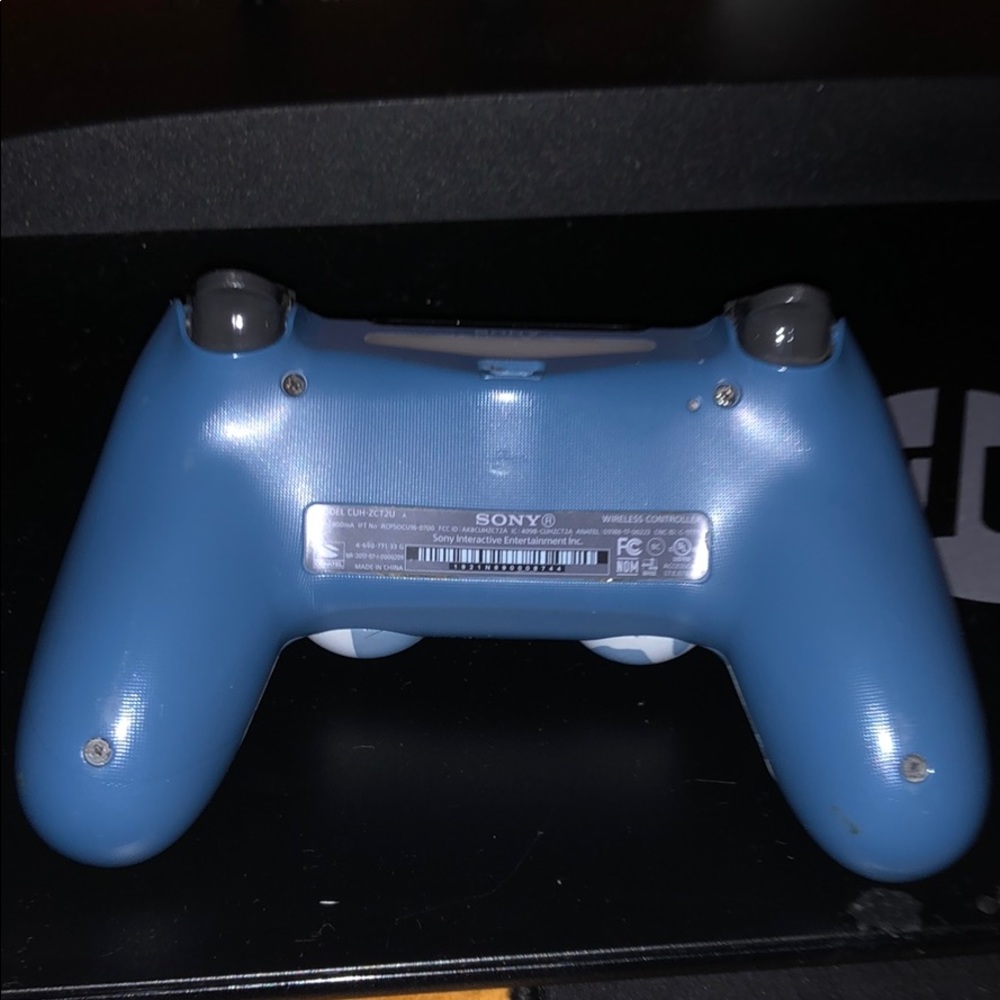 Ps4 Controller - image 2
